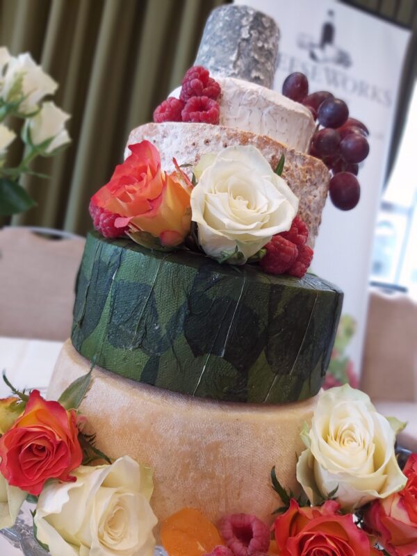 Local Spring Wedding Cake