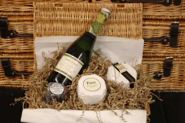 Champagne & Cream in Wicker Hamper